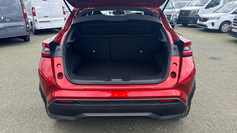 Nissan Juke 1.0 DiG-T 114 N-Connecta 5dr Petrol Hatchback